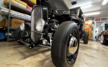 Ford-1932-black-14