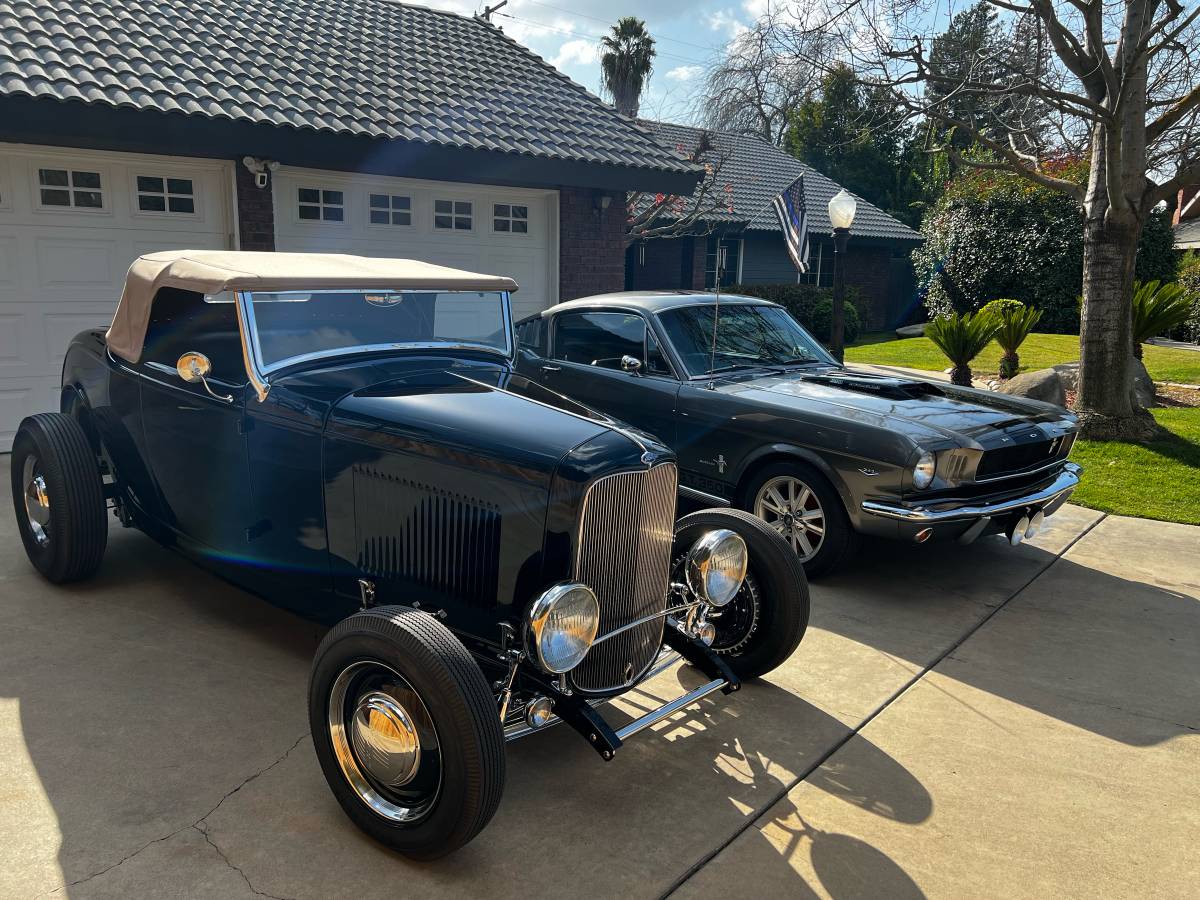 Ford-1932-black-20