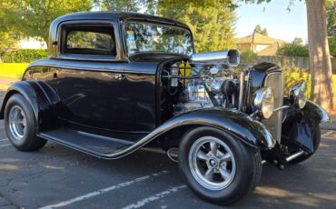 Ford-1932-black