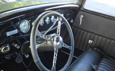 Ford-1932-black-5