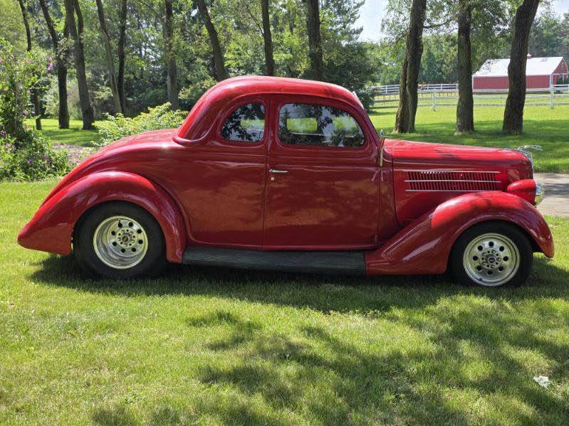 Ford-1936-red-4