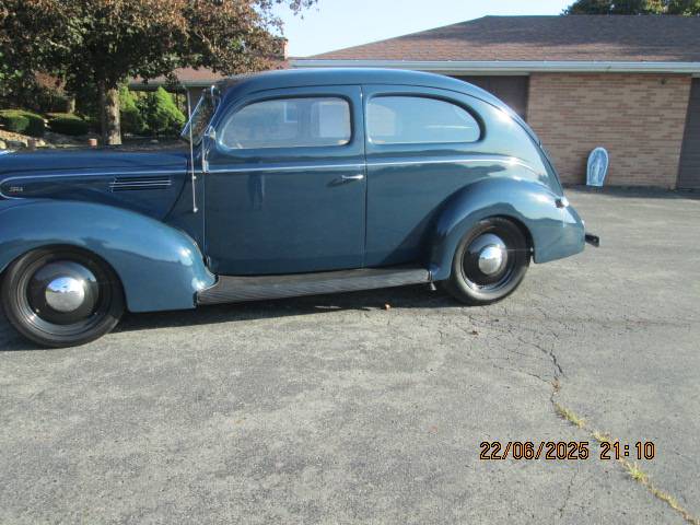 Ford-1939-blue-2