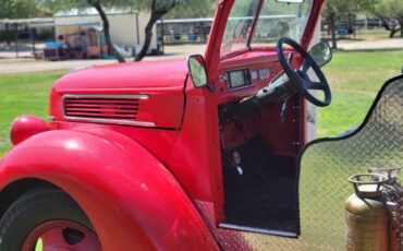 Ford-1941-red-1