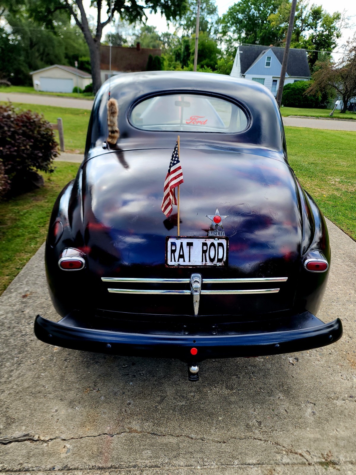 Ford-1947-Ford-Super-Deluxe-Coupe-1947-Coupe-37