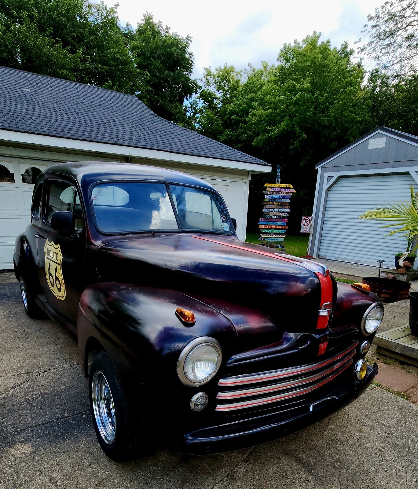 Ford-1947-Ford-Super-Deluxe-Coupe-1947-Coupe