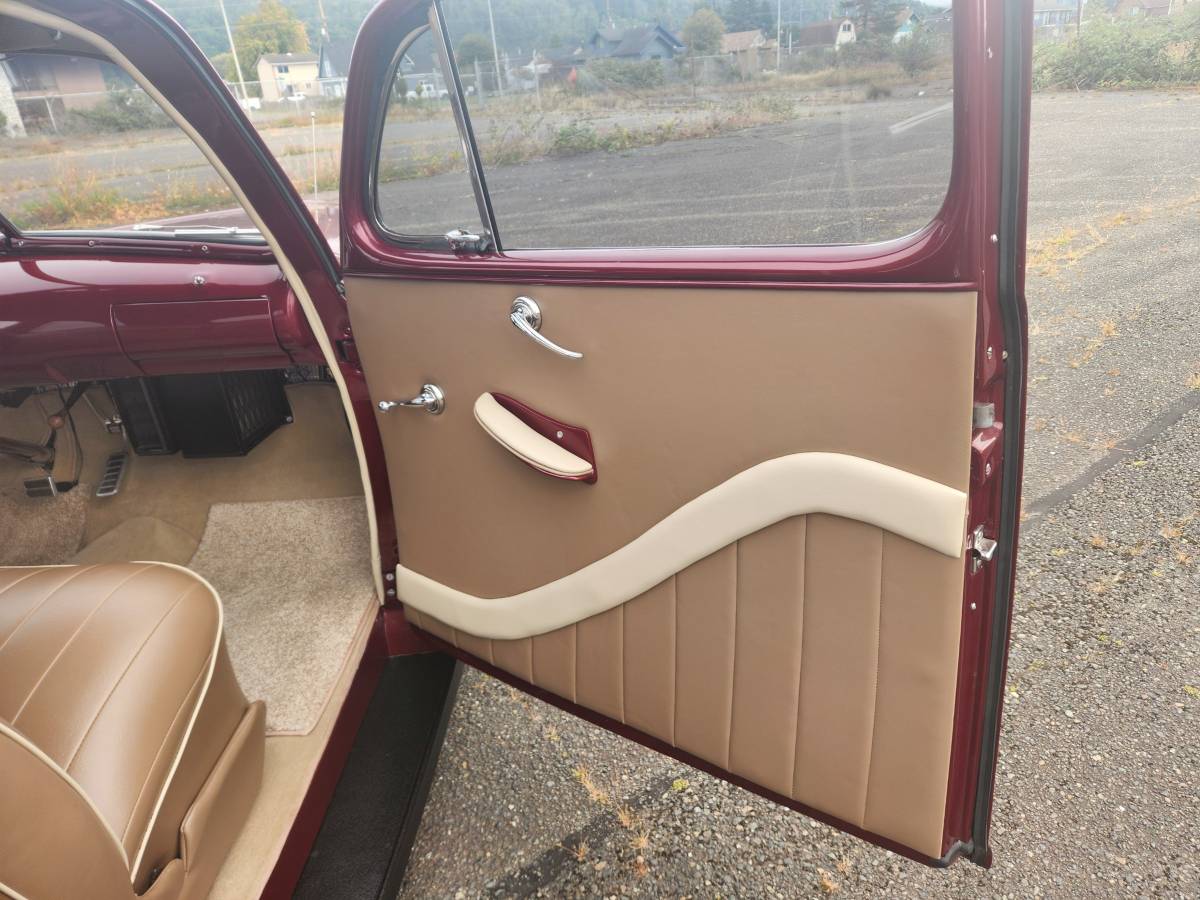 Ford-1948-11
