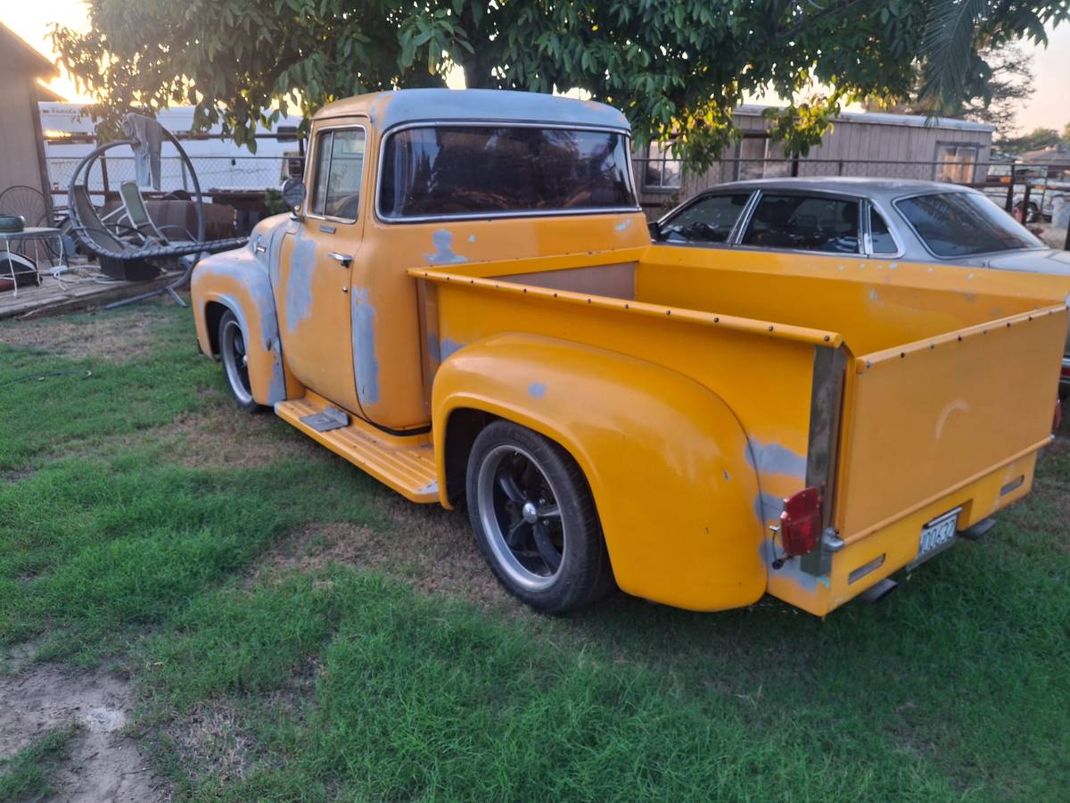 Ford-1956-yellow-1