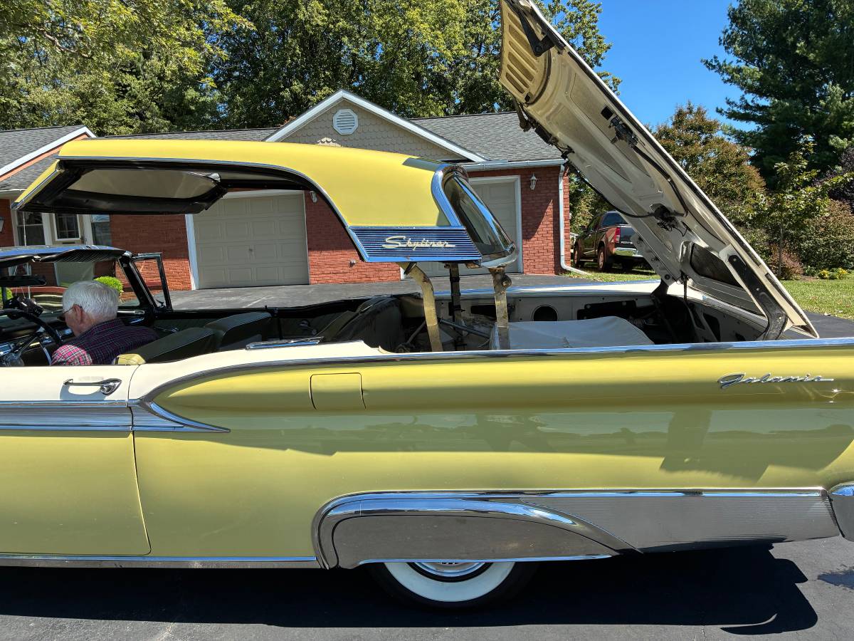 Ford-1959-yellow-3