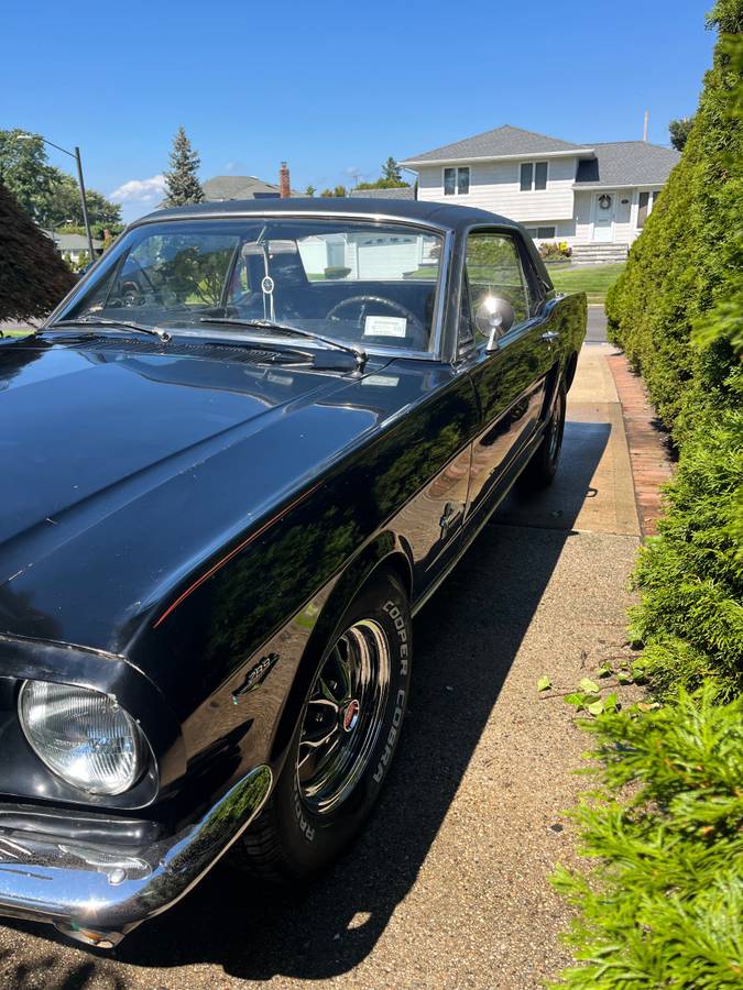 Ford-1965-black-10