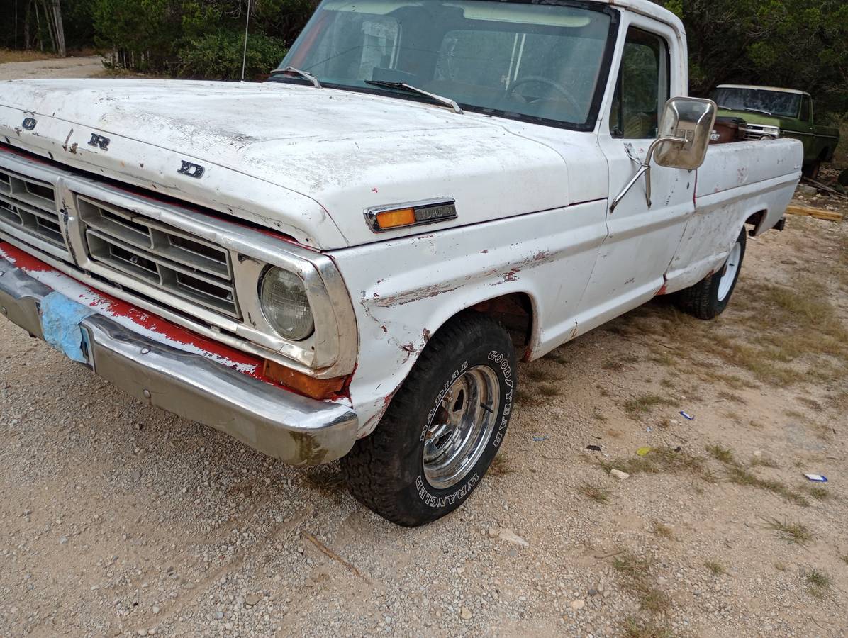 Ford-1972-white-3