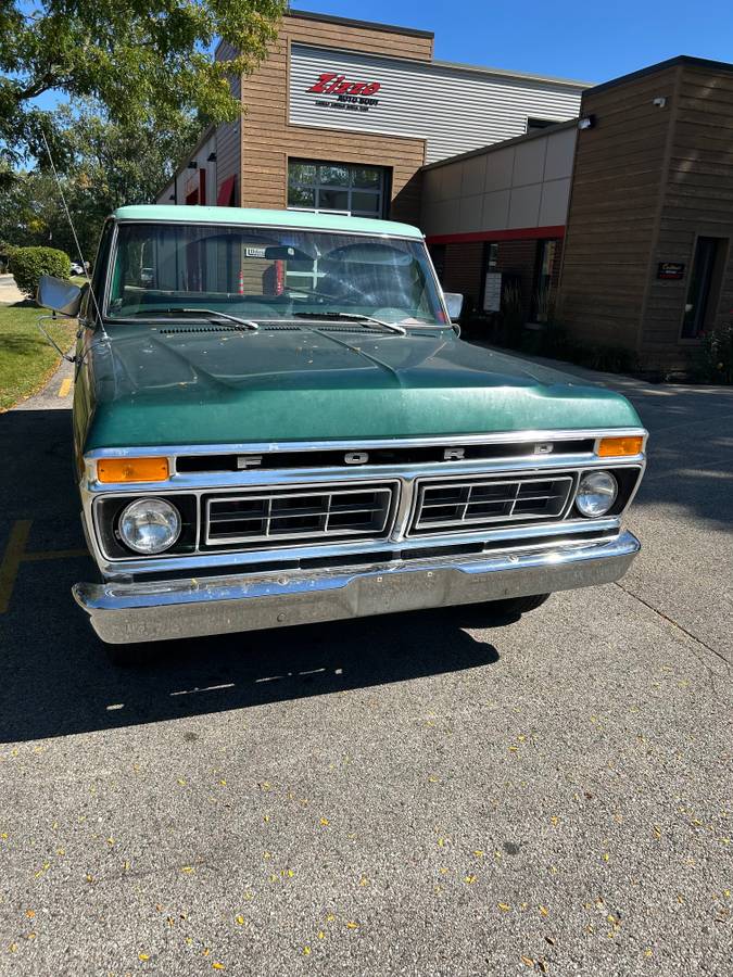 Ford-1977-green-2