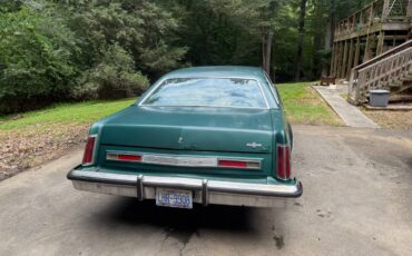 Ford-1977-green-9