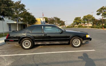 Ford-1988-black-5