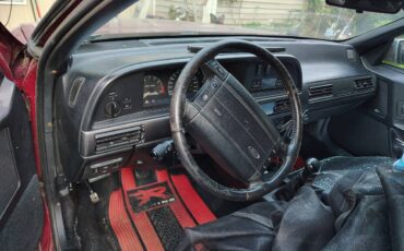 Ford-1990-red-3