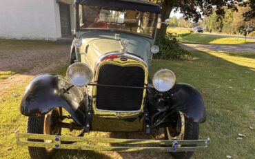Ford-2-door-sedan-1929-green-2