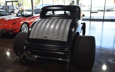 Ford-2-dr-coupe-1934-black-5