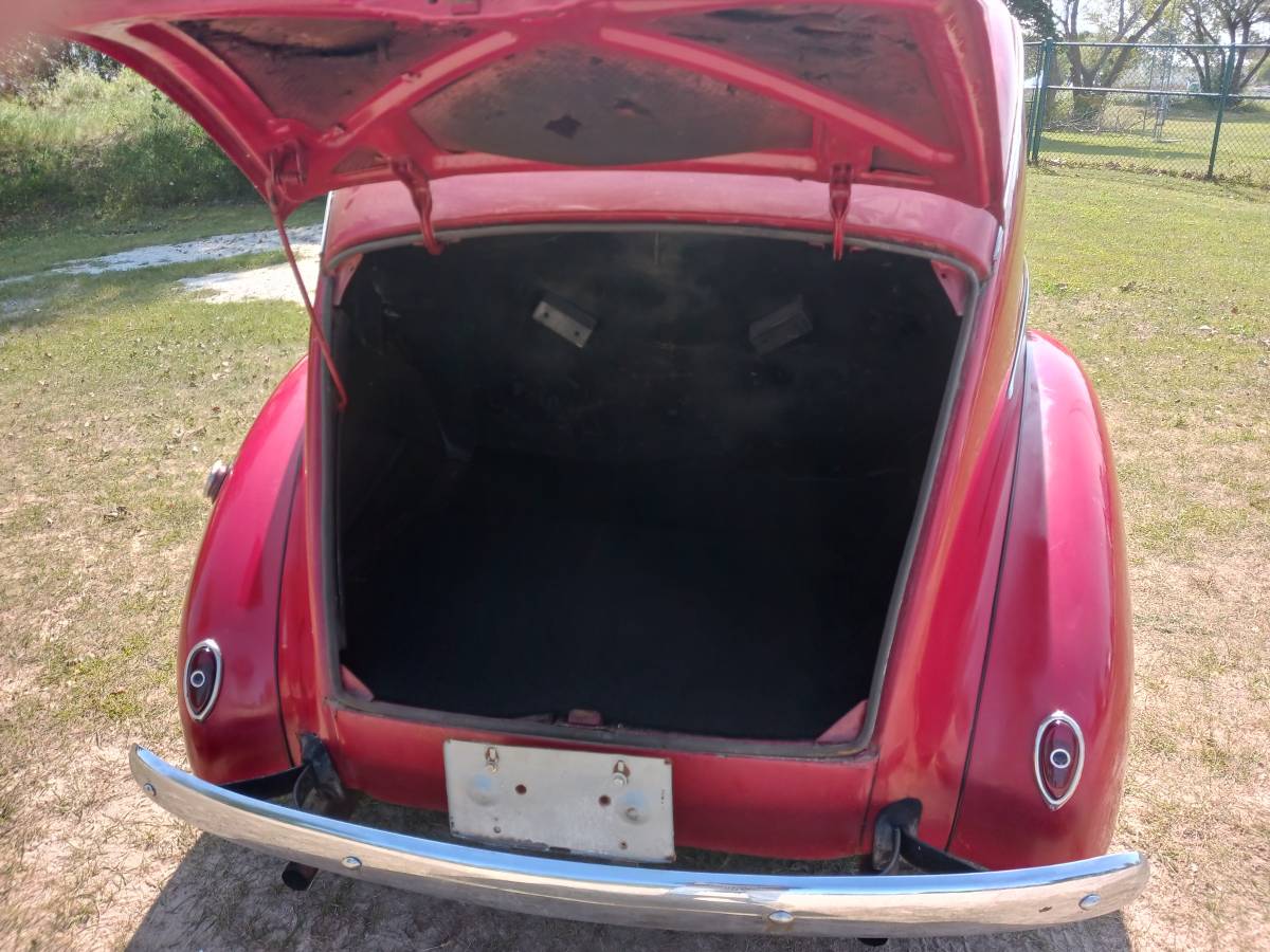 Ford-2door-1939-8
