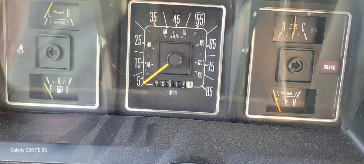 Ford-350-super-duty-full-size-van-1987-white-7