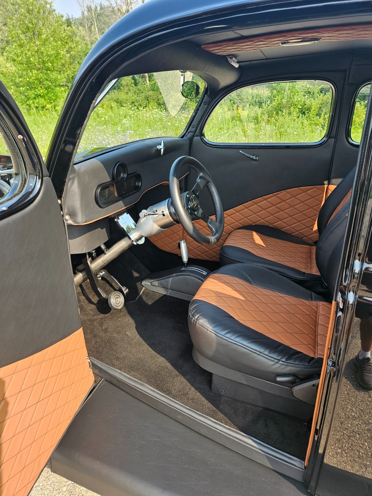 Ford-5-Window-1936-Coupe-38