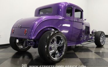 Ford-5-window-1932-Purple-Black-36