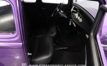 Ford-5-window-1932-Purple-Black-9