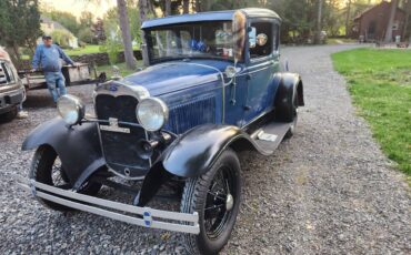 Ford-5-window-coupe-1930-blue-1
