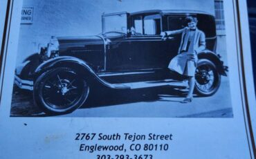 Ford-5-window-coupe-1930-blue-16