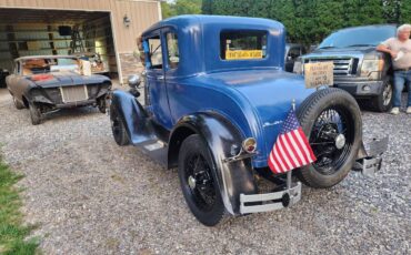 Ford-5-window-coupe-1930-blue-2