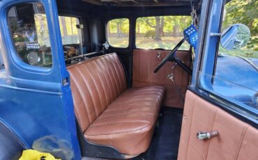 Ford-5-window-coupe-1930-blue-5