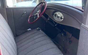 Ford-5w-coupe-1932-red-2