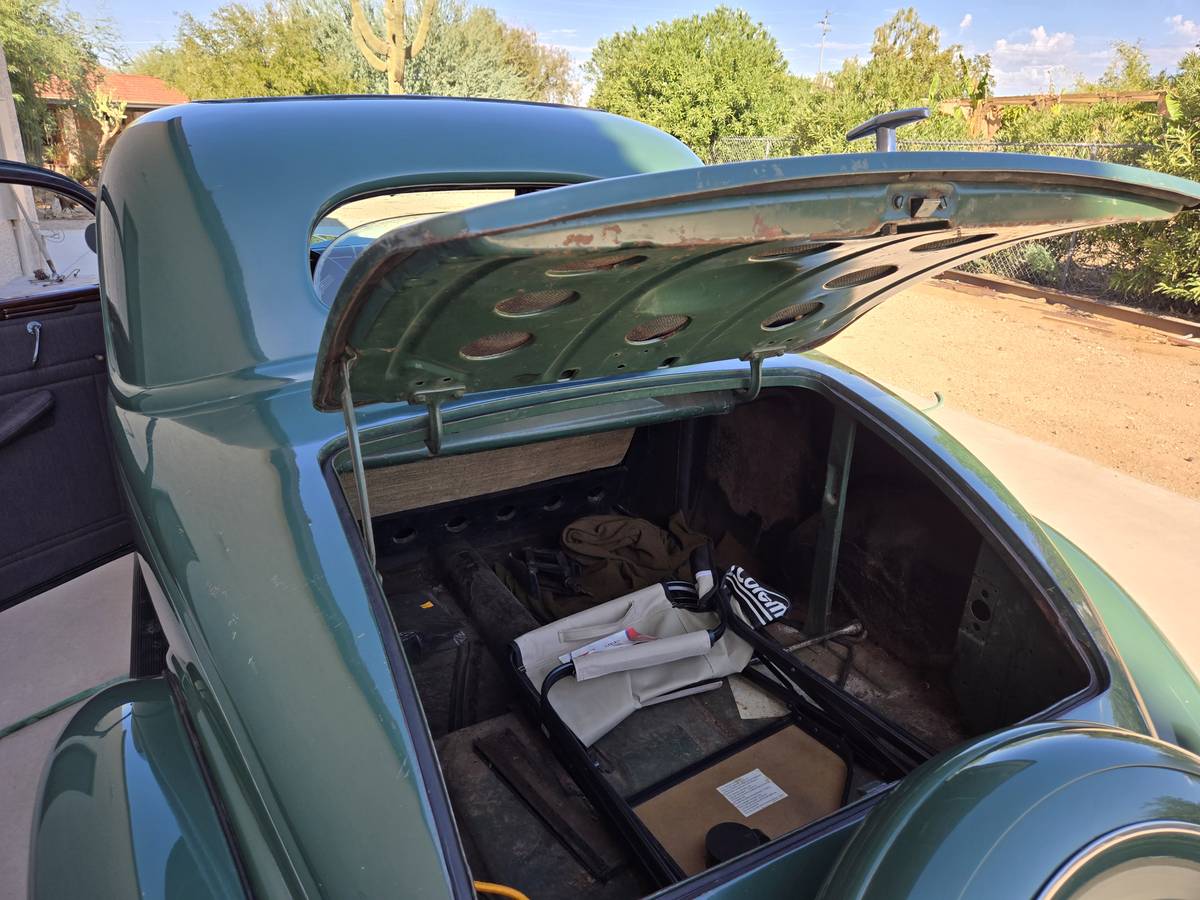 Ford-68-deluxe-coupe-1936-green-18