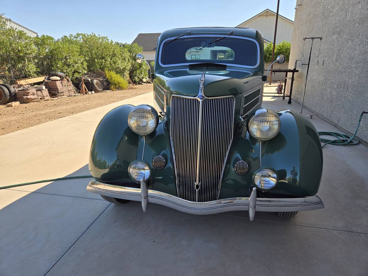 Ford-68-deluxe-coupe-1936-green
