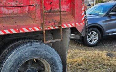 Ford-700-diesel-1987-red-4