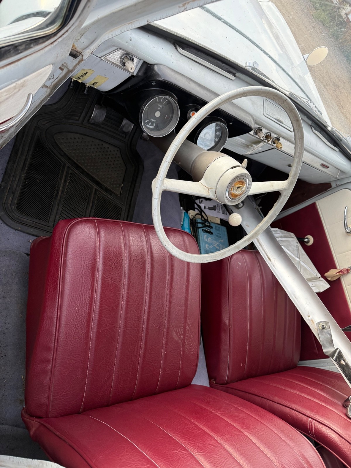 Ford-Anglia-1959-Compact-4