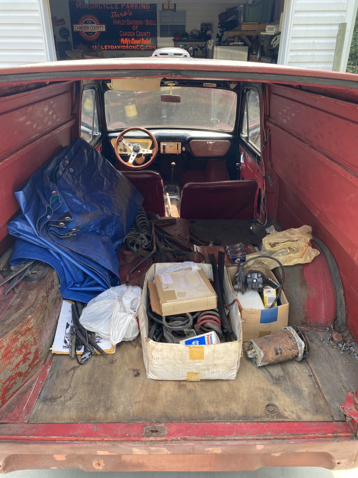 Ford-Anglia-1964-250-Panel-Van-4