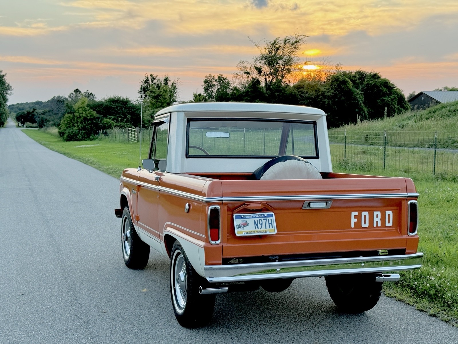 Ford-Bronco-1966-21