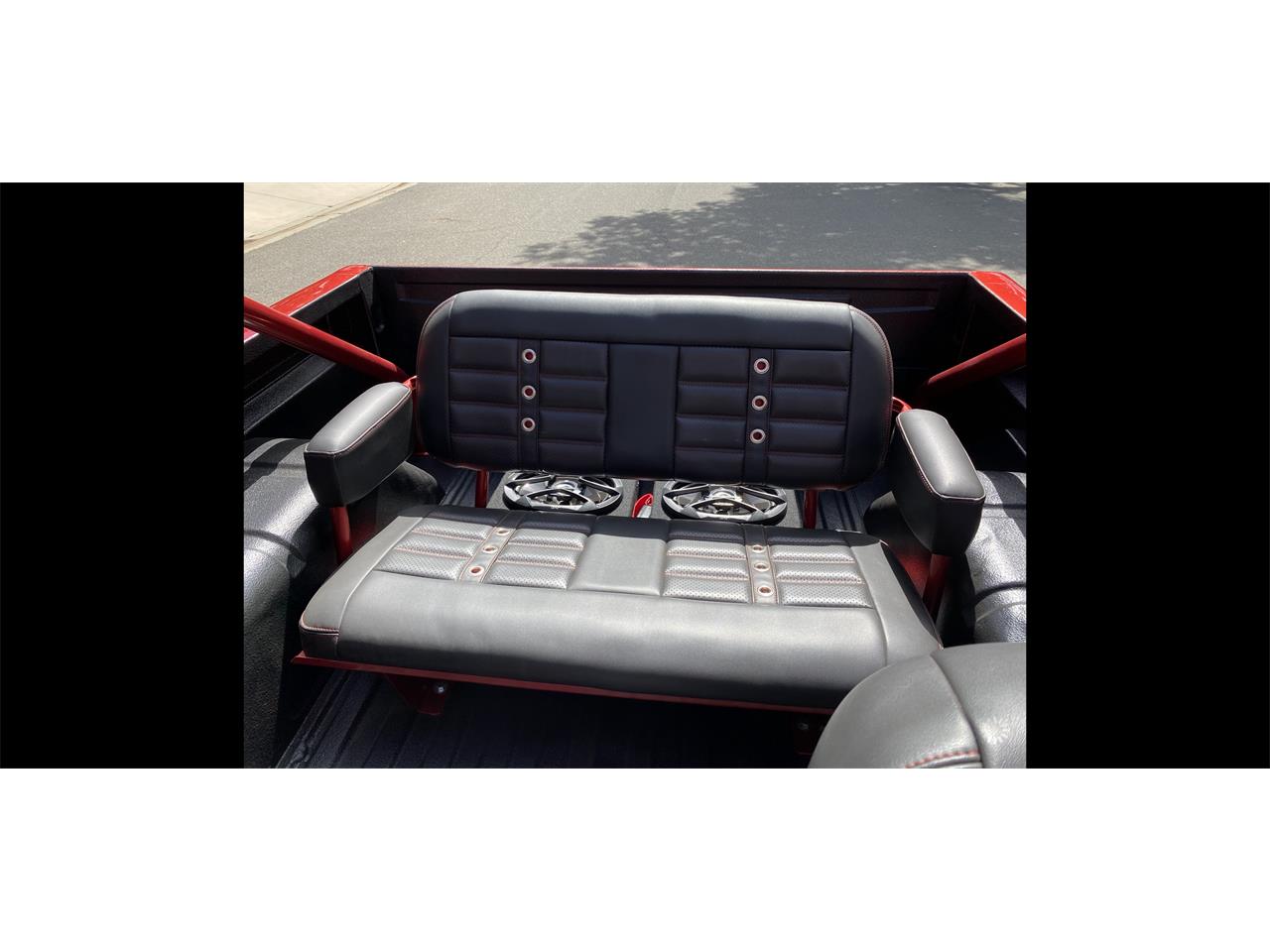 Ford-Bronco-1966-Red-black-1