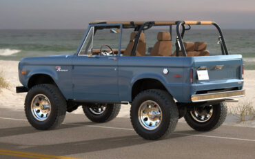 Ford-Bronco-1966-SUV-2