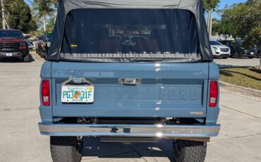 Ford-Bronco-1966-SUV-6