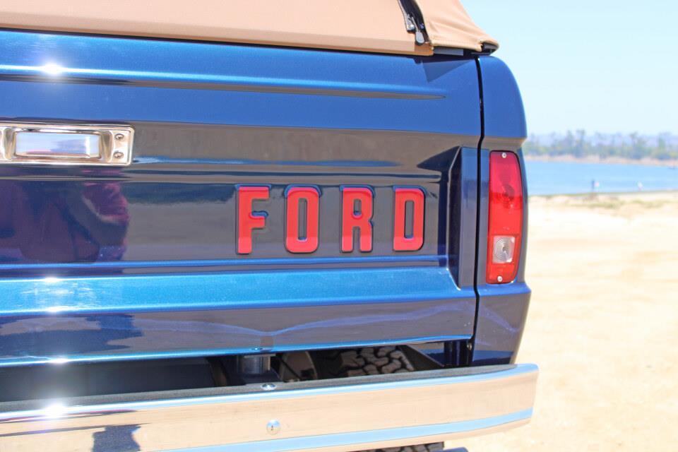 Ford-Bronco-1969-23
