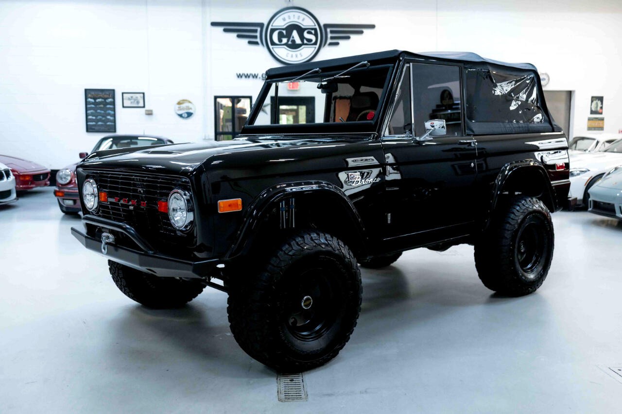 Ford-Bronco-1970-SUV-10