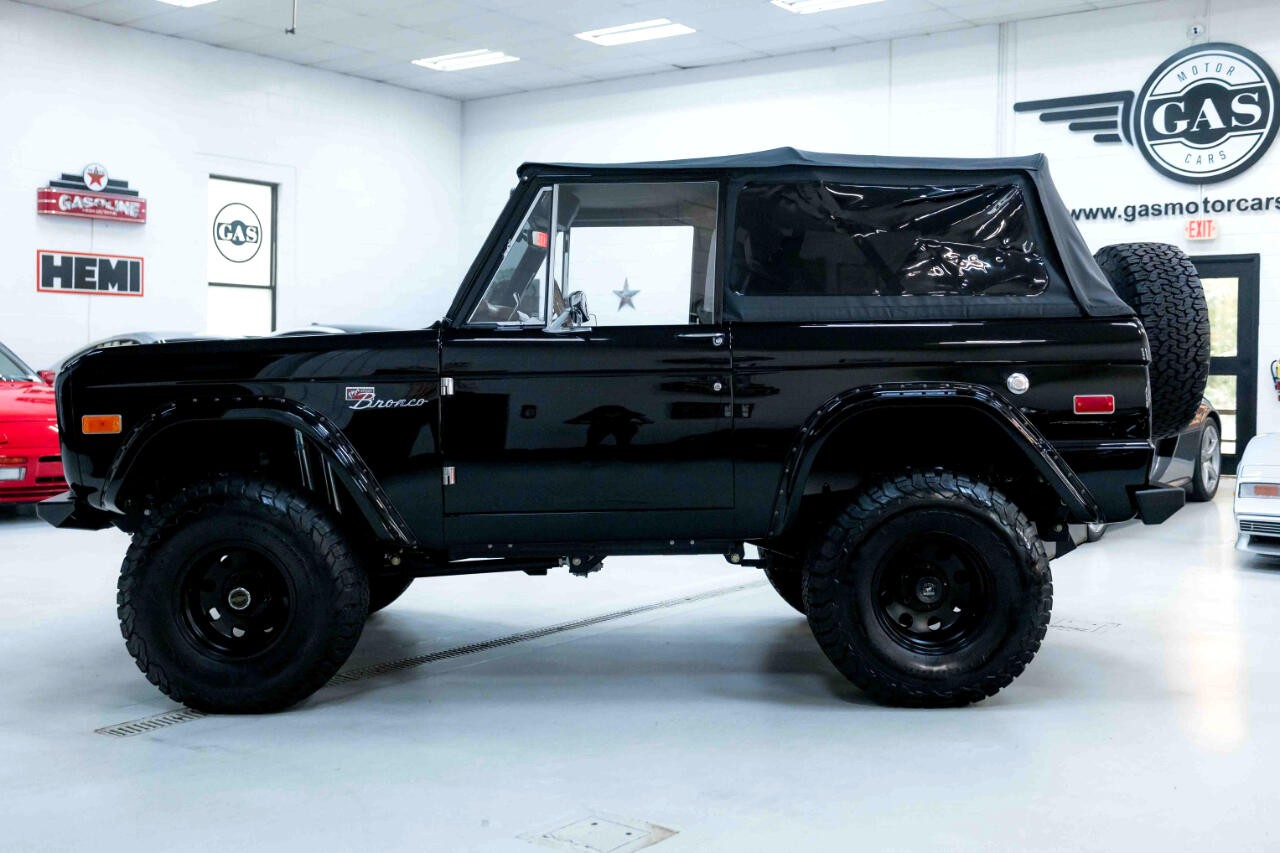 Ford-Bronco-1970-SUV-13
