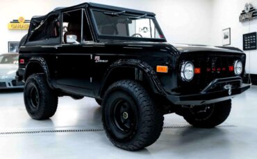 Ford-Bronco-1970-SUV-18