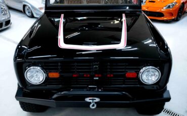 Ford-Bronco-1970-SUV-25