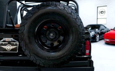 Ford-Bronco-1970-SUV-38