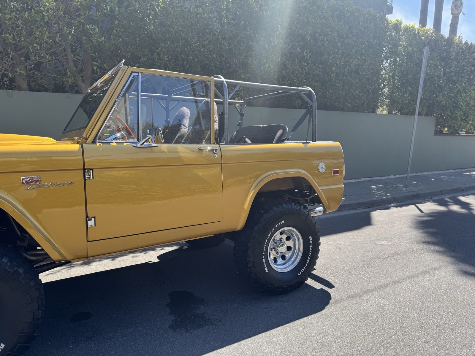 Ford-Bronco-1971-30