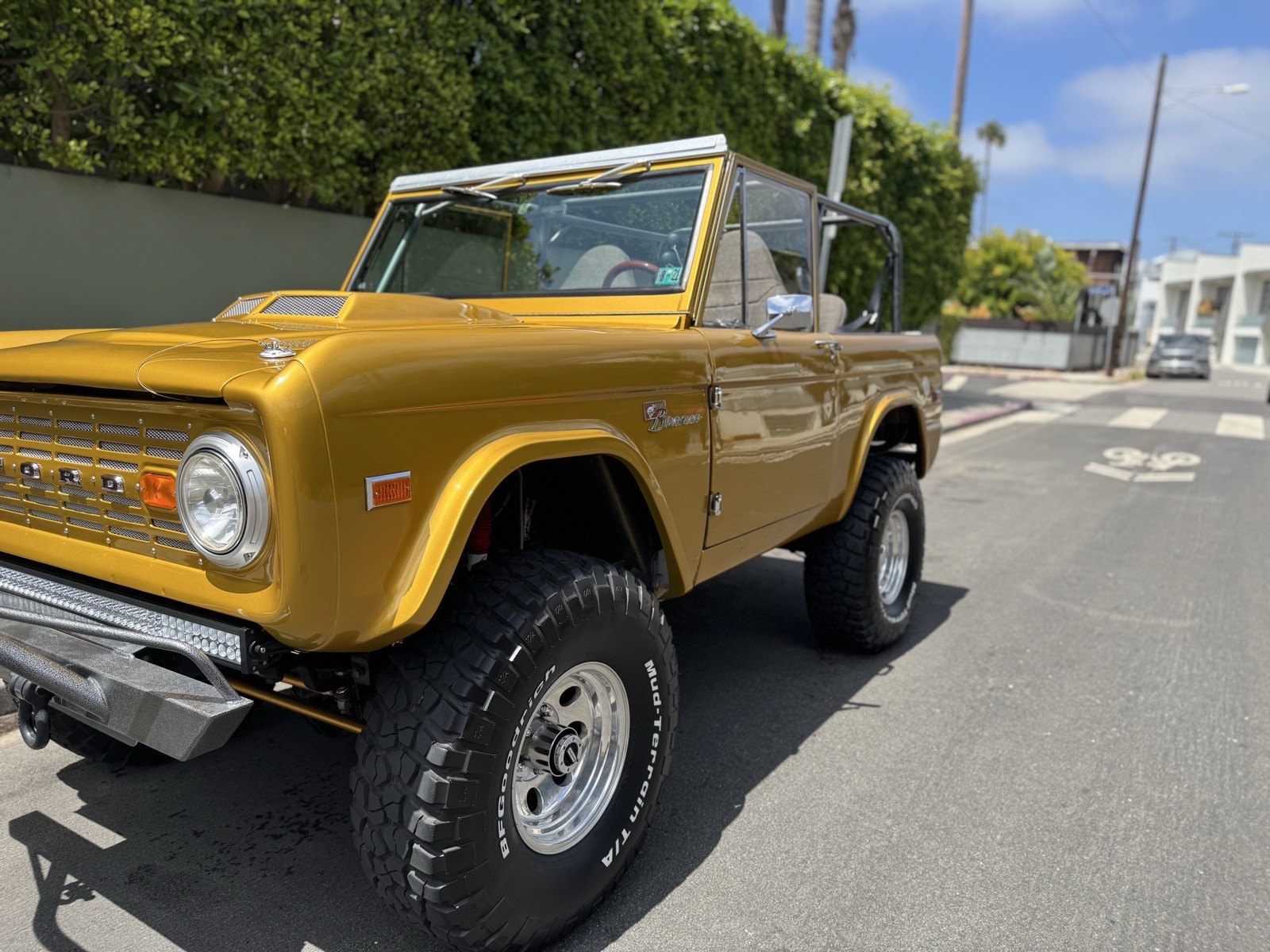 Ford-Bronco-1971-4