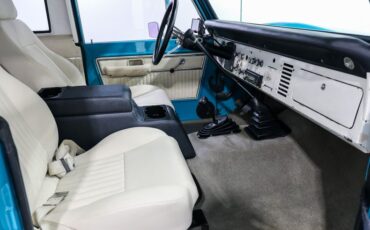 Ford-Bronco-1971-BLUE-White-16