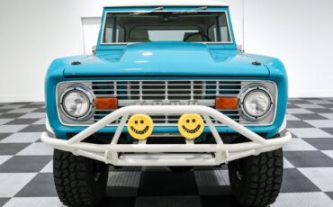 Ford-Bronco-1971-BLUE-White