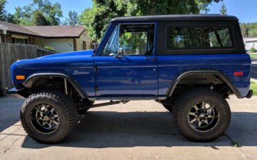 Ford-Bronco-1971-Blue-Black-10